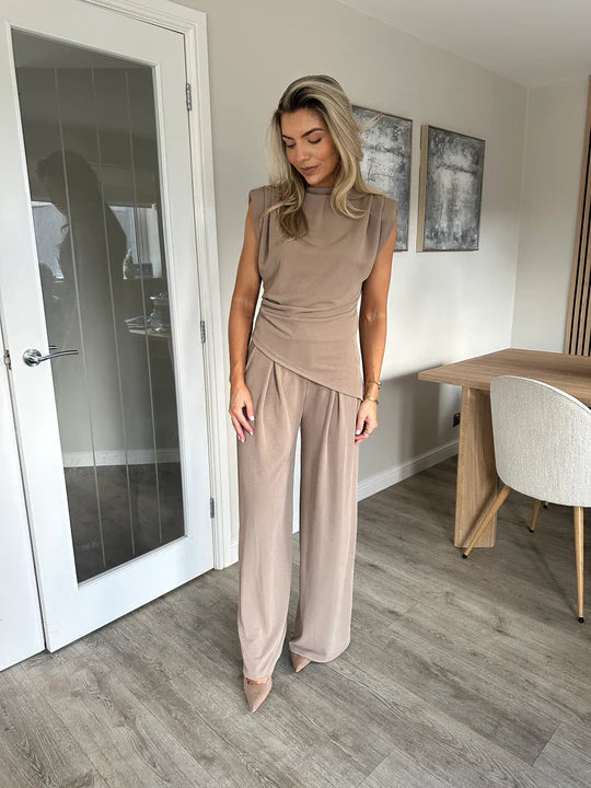 Dari Set