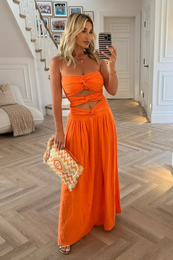 Moma Dress