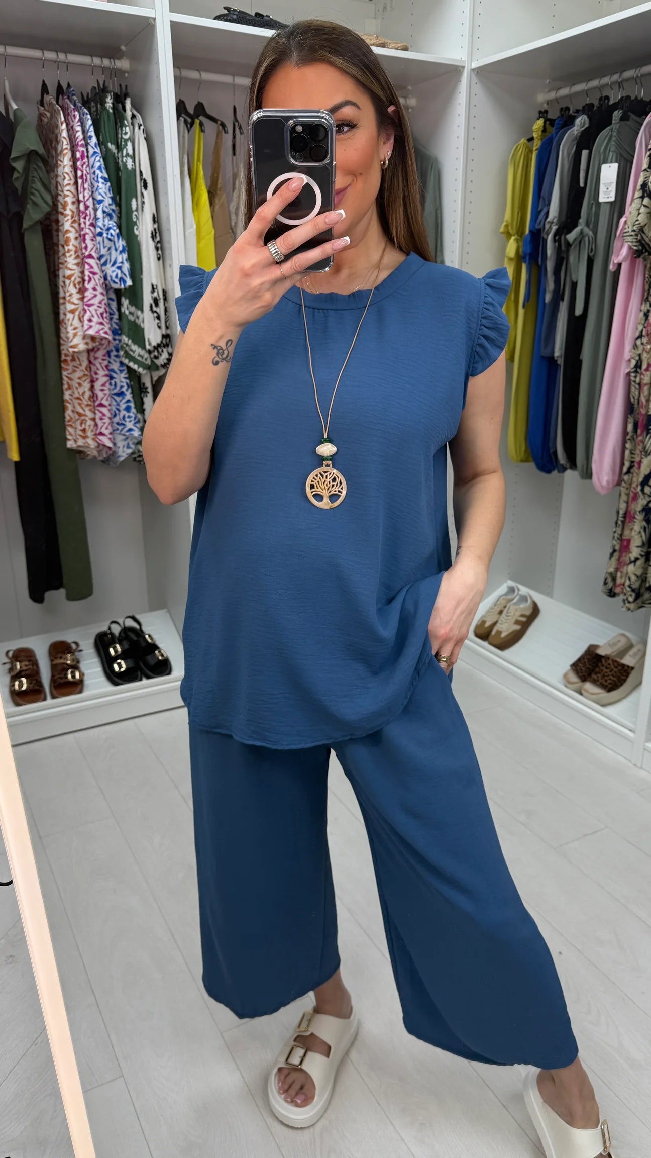 Delia Set