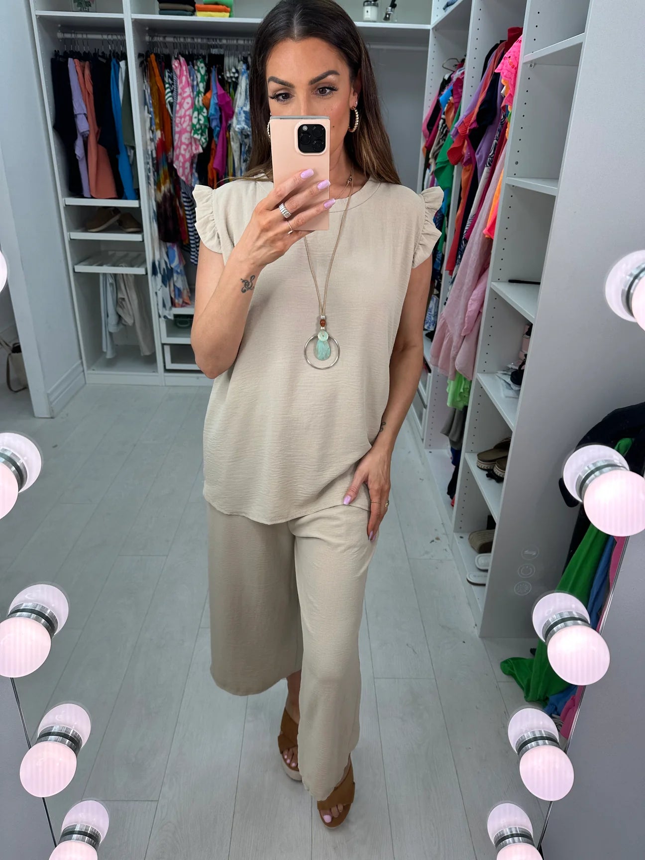 Delia Set