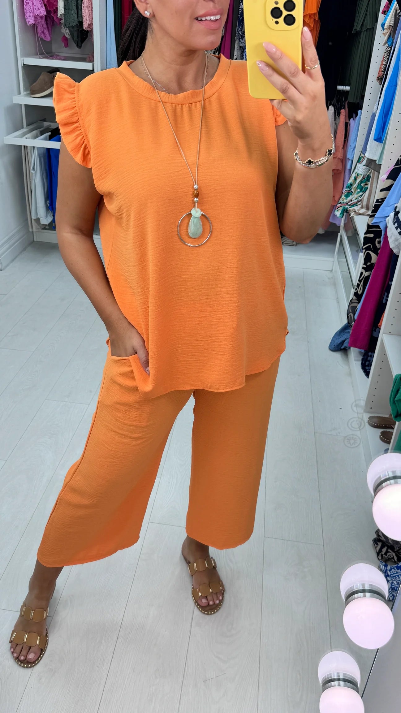 Delia Set